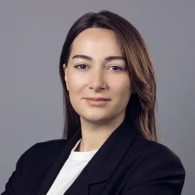 Portrait — Nini Norakidze